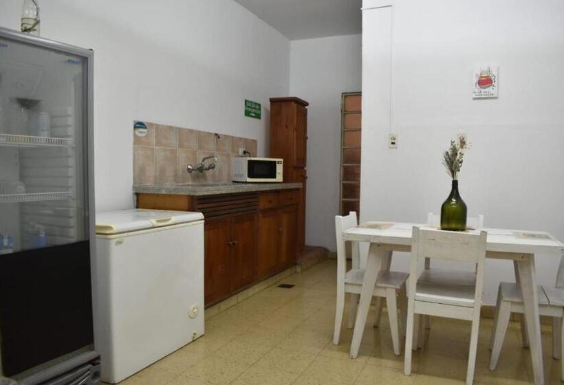 پانسیون Cejitas Hostel