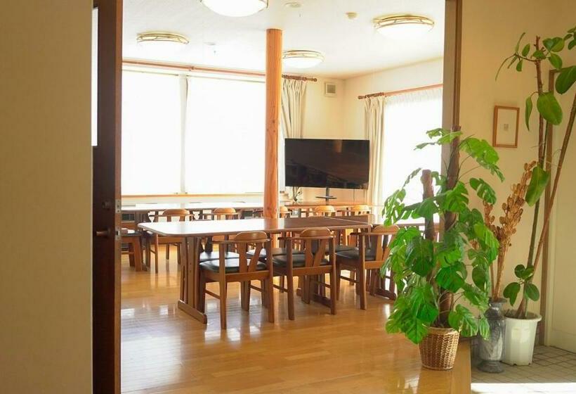 پانسیون Teshikaga Hostel Misato Economy Twin Room Vacation Stay 98575v