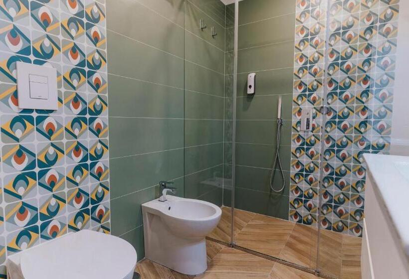 تختخواب و صبحانه Mimì Room