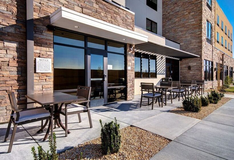 هتل Fairfield Inn & Suites Lancaster Palmdale