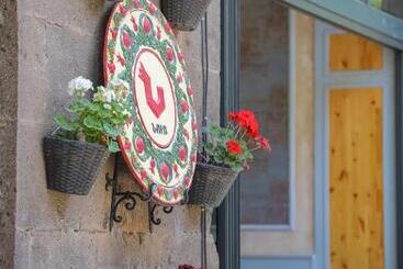 پانسیون Nur Guest House