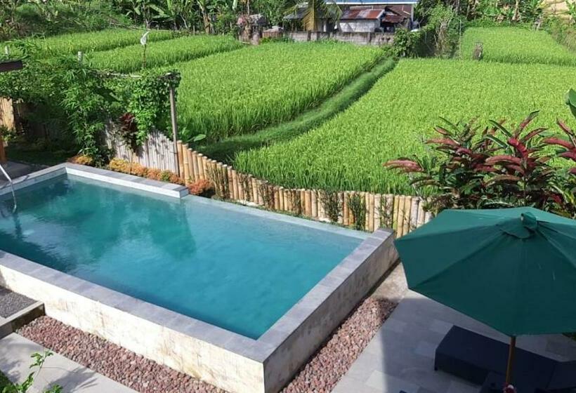پانسیون Room In Villa Villa Warung Aromachampuhan