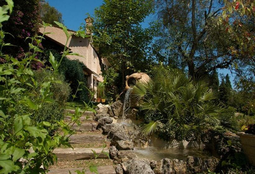 تختخواب و صبحانه Chambre D Hôte Chez Dany   Mougins