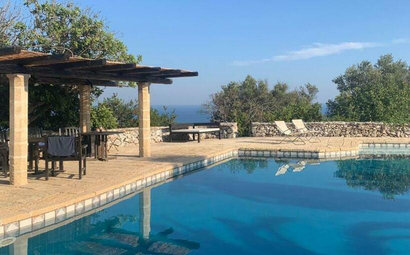 민박 Licucuruzzi Suites & Trulli