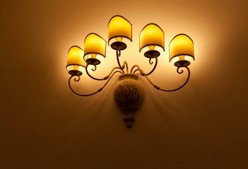 민박 Palazzo Benucci