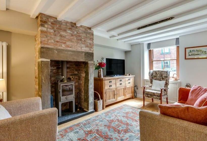 Bobbin Cottage