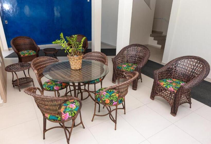 هتل Pousada Roberto Monteiro   Frente Mar