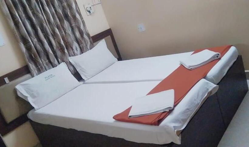 هتل Plaza Guest House