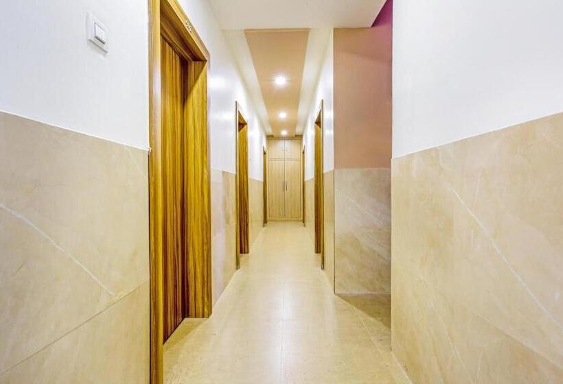 Отель Sai Sagar Lodging & Boarding