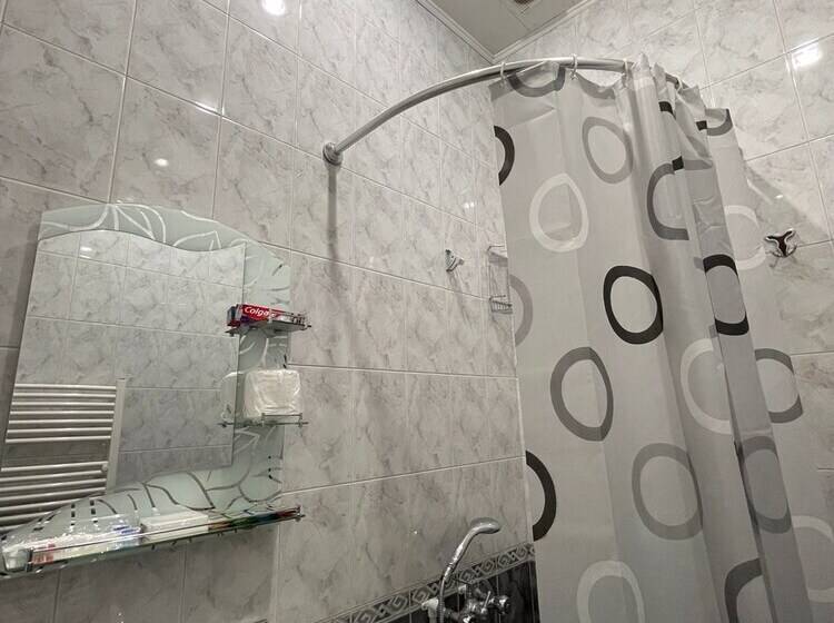 پانسیون Najaryan’s Family Guest House