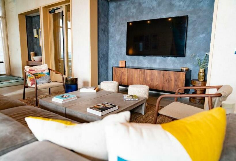 Austin Condo