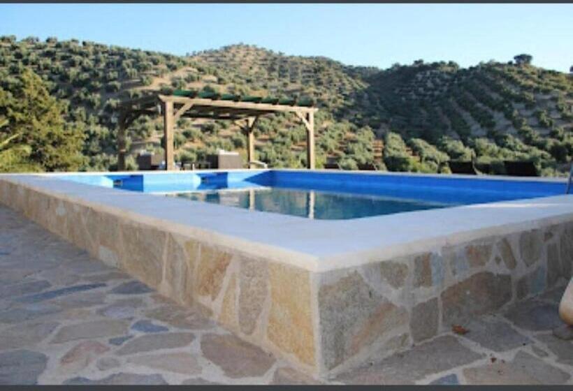 مبيت وإفطار Casa El Castano