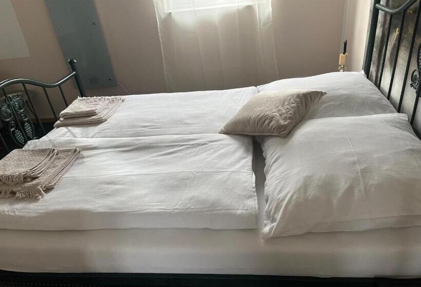 مبيت وإفطار Zur Landebrücke