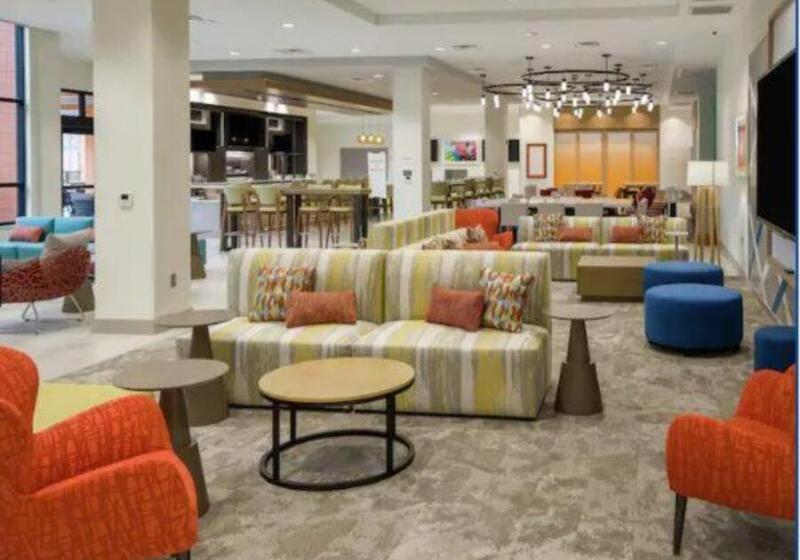هتل Hilton Garden Inn Visalia, Ca