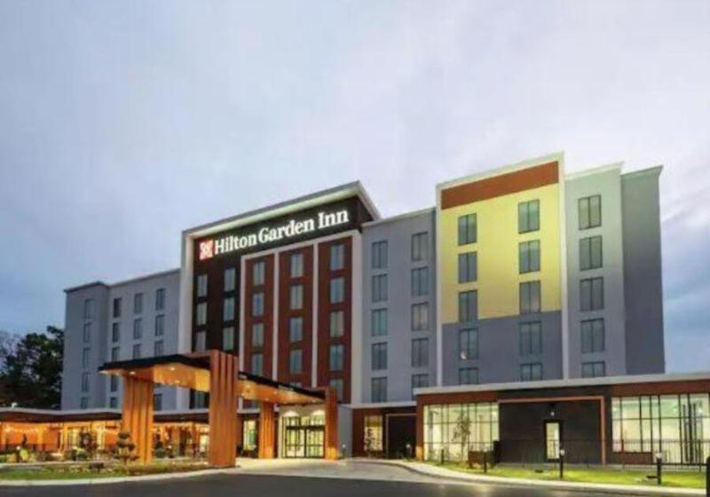 هتل Hilton Garden Inn Visalia, Ca
