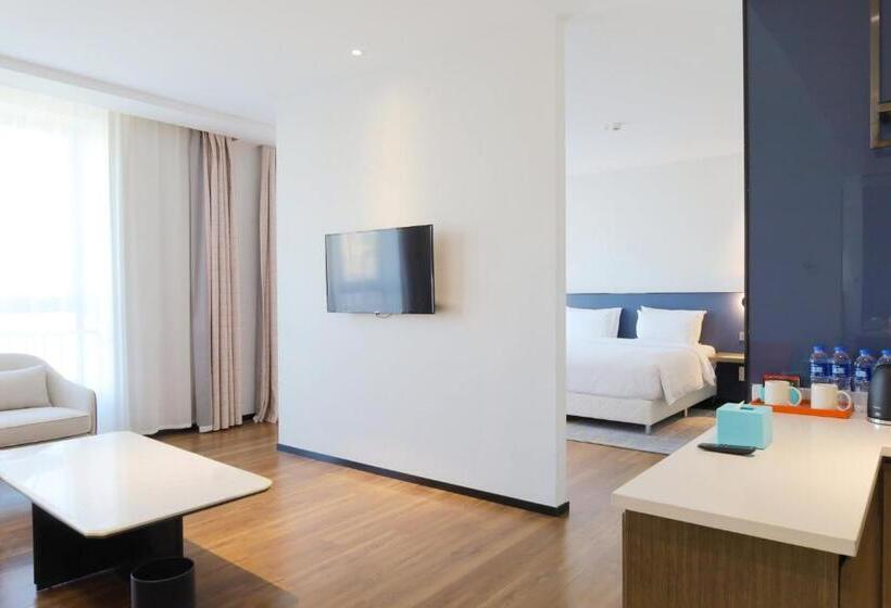 هتل Holiday Inn Express Lanzhou New Area, An Ihg