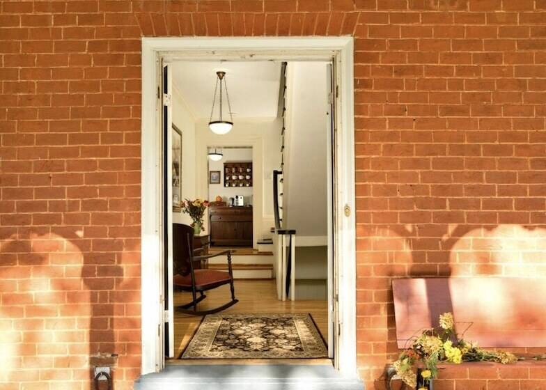 Red Hill Bed And Breakfast