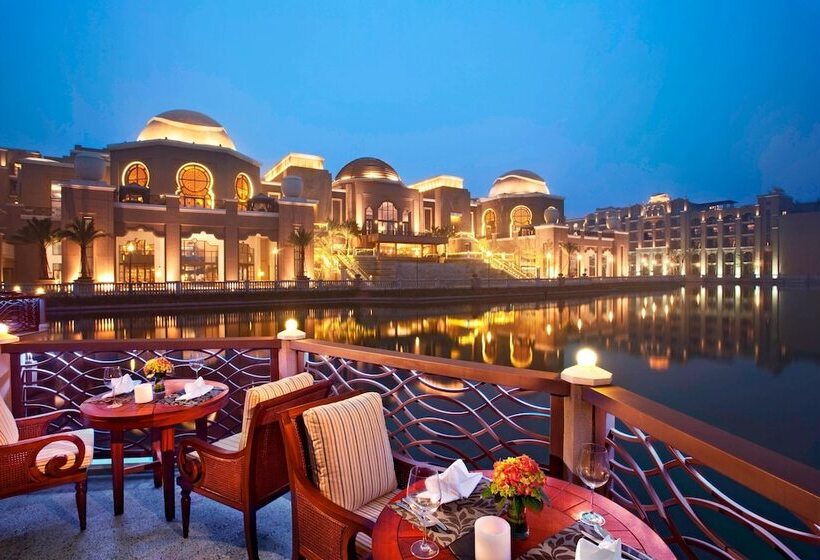 Sheraton Qingyuan Lion Lake Resort