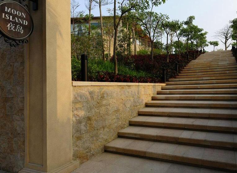 Sheraton Qingyuan Lion Lake Resort