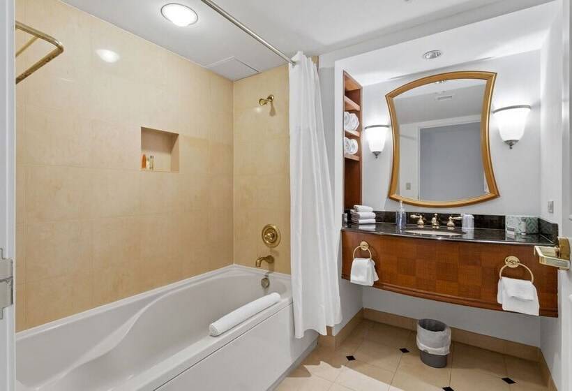 هاستل Beachfront Double Queen Hotel Cozysuite