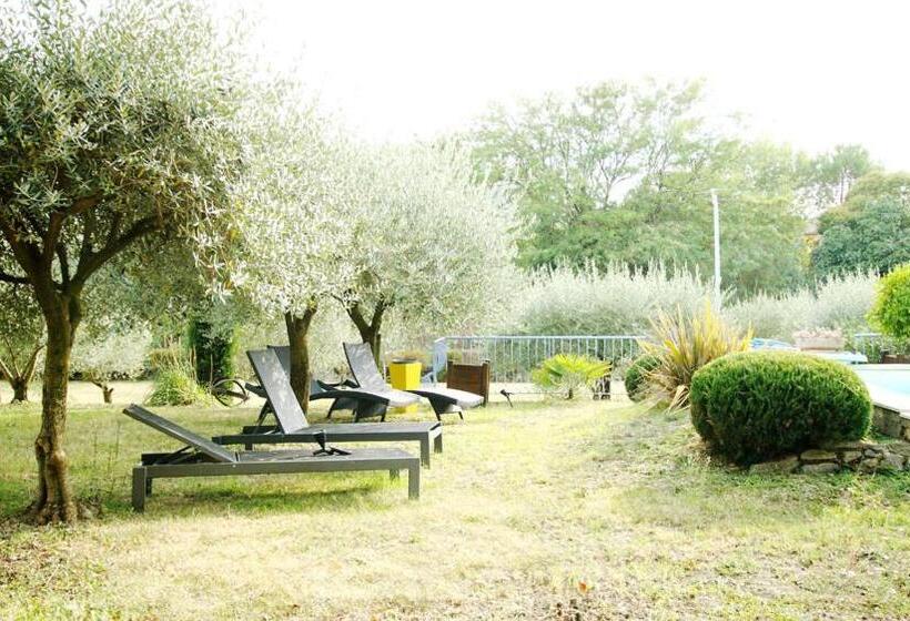 Bed and Breakfast Blanchard Alain Au 8 Bd Du Temple