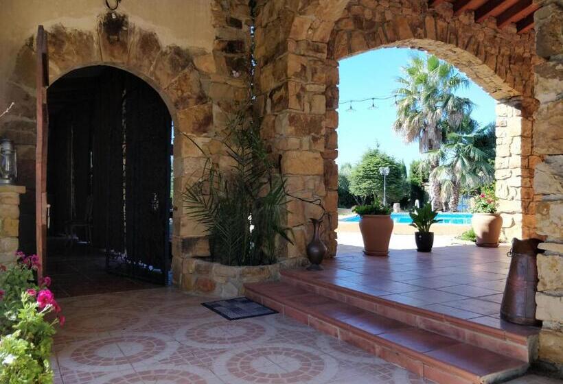 ベッドアンドブレックファースト Chambre D Hôtes La Romaine