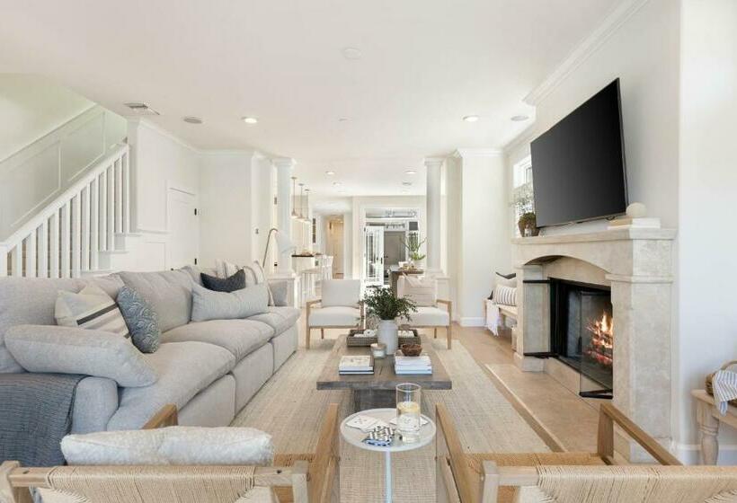 Crystal Cove By Avantstay Gorgeous Charming Newport Home