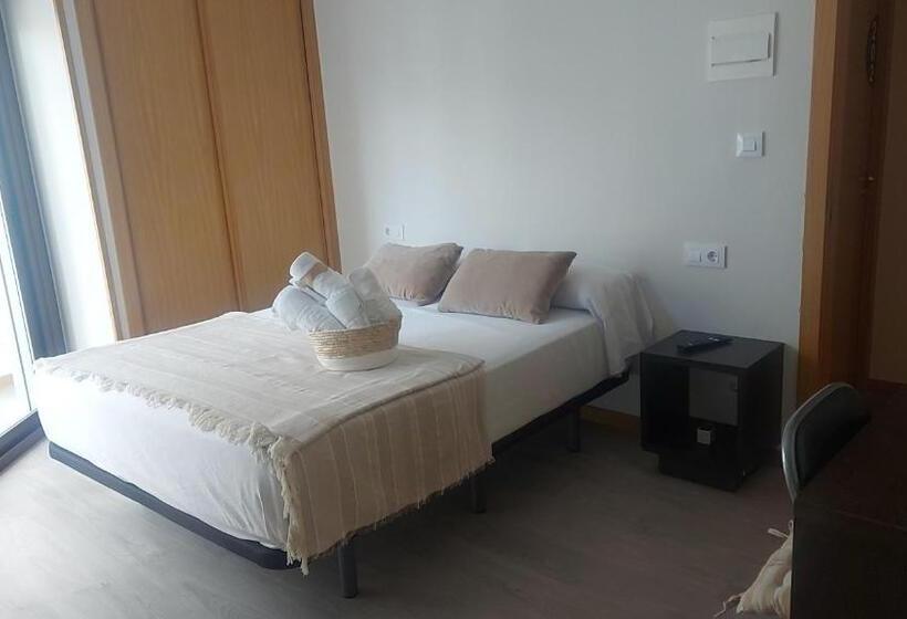 پانسیون New J&j Hostel