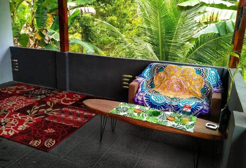 پانسیون Sumatra Orangutan Discovery Villa
