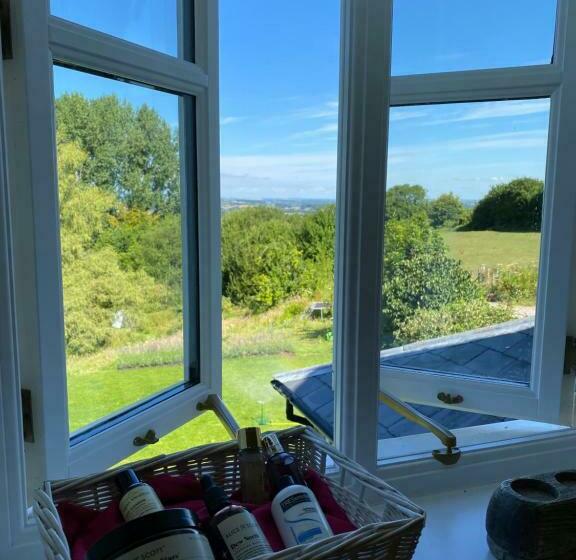 צימר Lower Farm Cottage