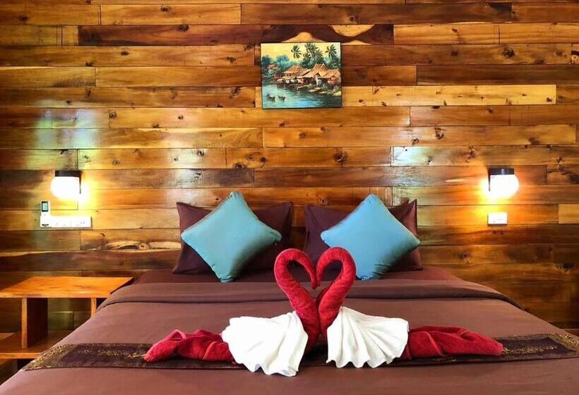 هتل Coconut Lanta Resort @klong Dow Beach