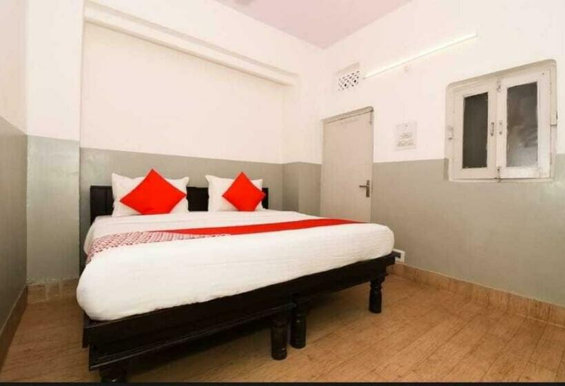 هتل Oyo 89929  Paras Villa