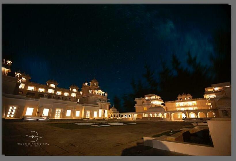 ホテル The Utopia Resort Sanchi