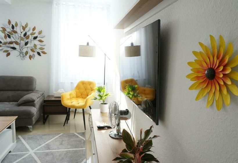 Mein Apartment Flowers Mit Kamin, Bis 10 Personen