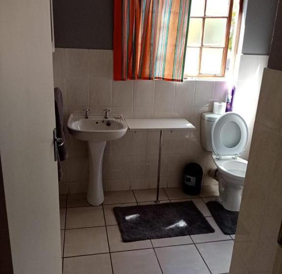 Pendleberry Holiday Resort   Unit 40