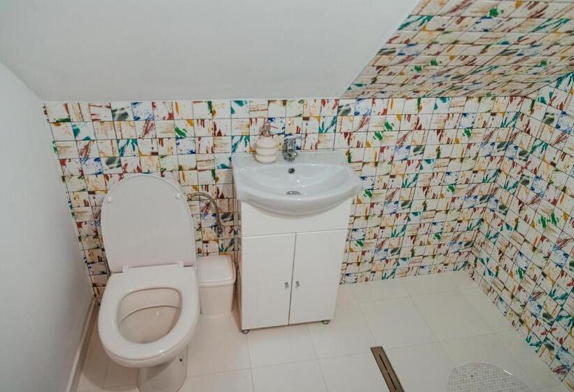 پانسیون Casa Sara