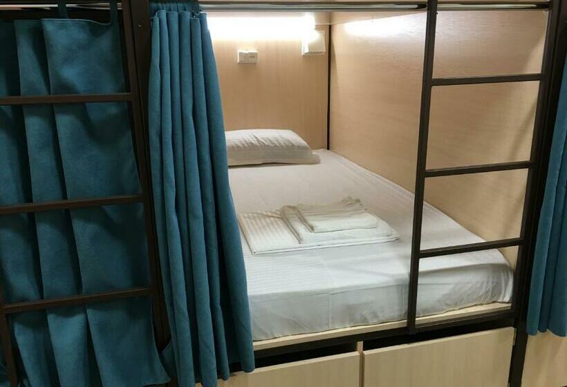 هتل کپسول Bonvenon Capsule Hostel