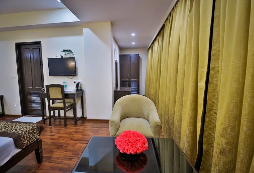 Отель Jyoti Plaza Madgaon Goa