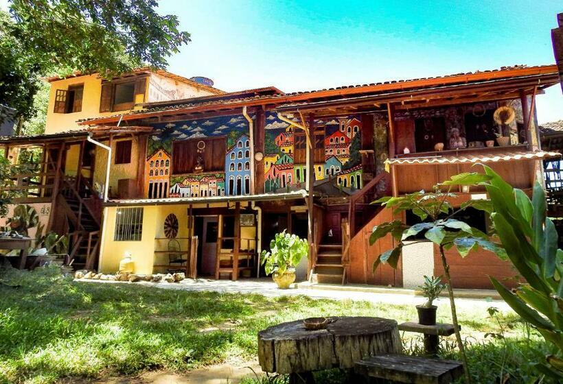 هتل Navio Hostel & Camping