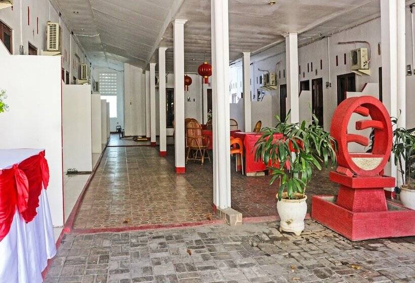 هتل Oyo 91416 Puri 88 Homestay