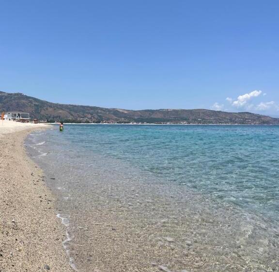 پانسیون Amoenus Bed & Breakfast