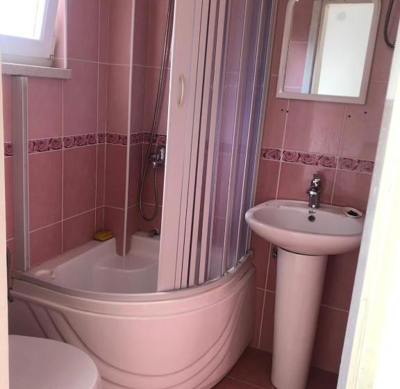 پانسیون Apartmani Pejovic Sutomore