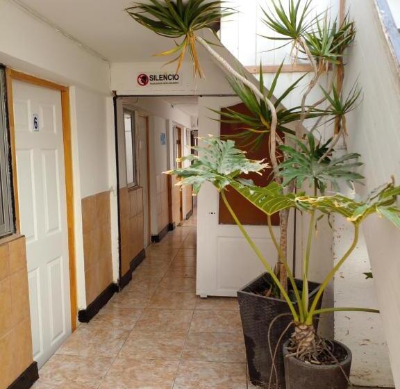 پانسیون Hostal Sol Atacama  Caldera