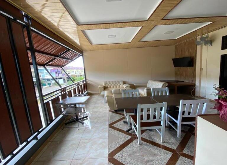 پانسیون Sudiang Inn