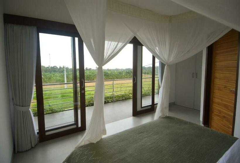 تختخواب و صبحانه Three Palms Surf & Stay Medewi