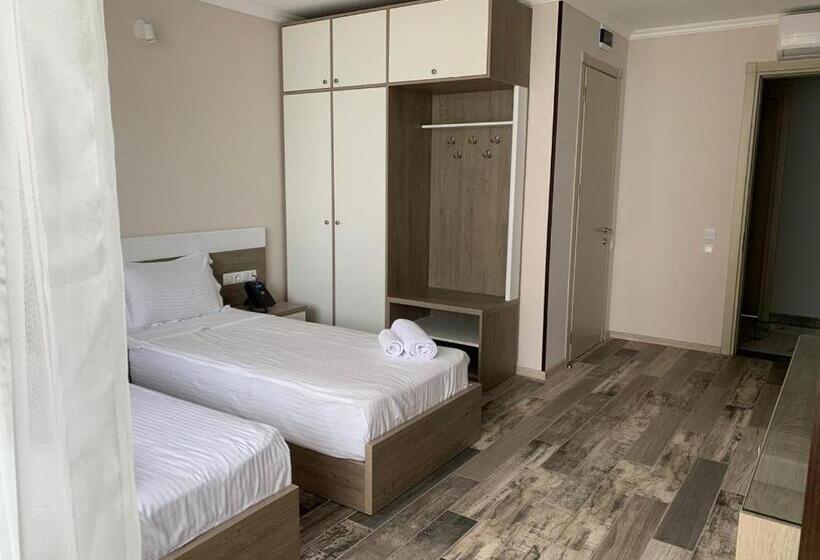 Green Rock Hotel Boutique