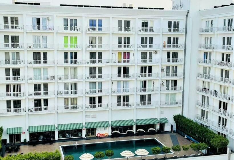 هتل The Grace Residency, Lucknow