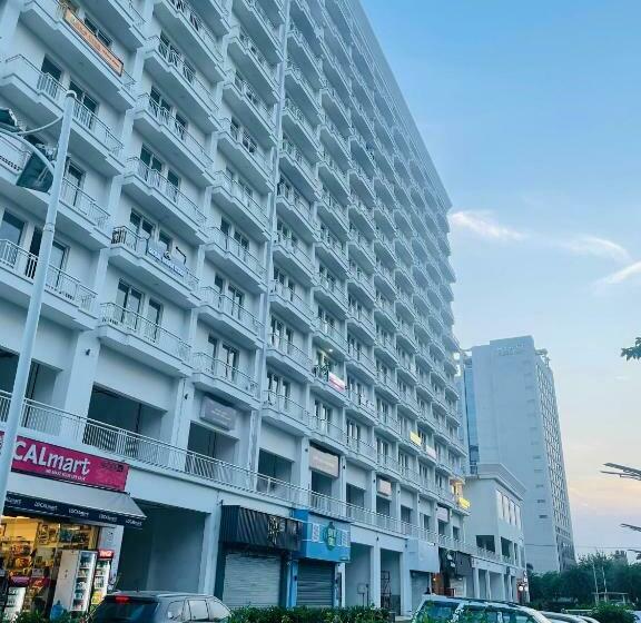 هتل The Grace Residency, Lucknow