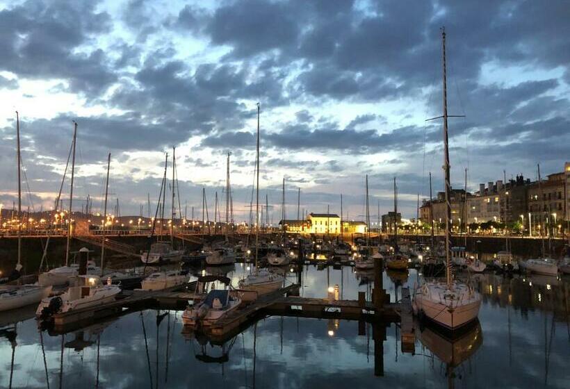 Пансион Alojamientos Muelle De Gijón