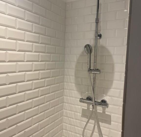 مبيت وإفطار Ostal 158